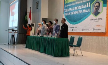 Fakultas Adab dan Bahasa menggelar studium general yang bertajuk Generasi Moderat untuk Indonesia Maju