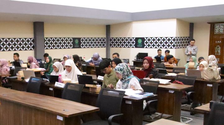 Jelang Asesmen Lapangan, Prodi Tadris Bahasa Indonesia Fakultas Adab dan Bahasa Lakukan Simulasi