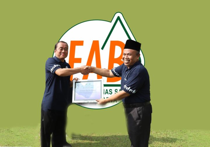 Fakultas Adab dan Bahasa Borong Penghargaan Pada Apel Hari Amal Bhakti ke-78 Kemenag RI di UIN Raden Mas Said Surakarta