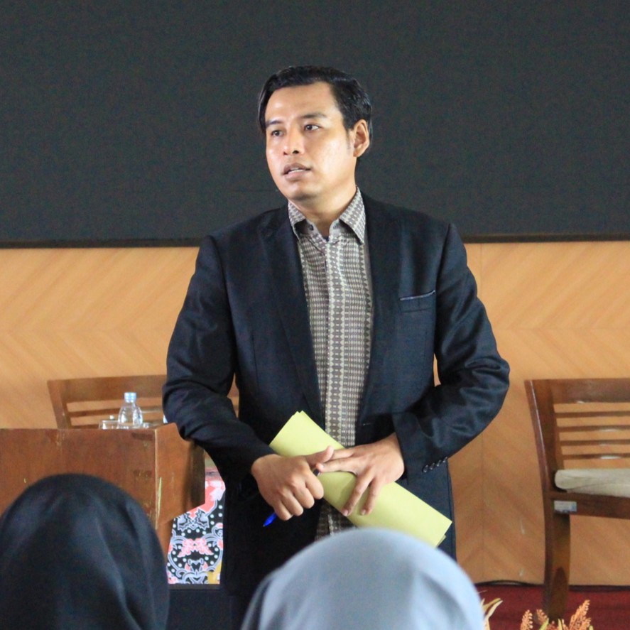 Rumpoko Setyo Jatmiko, S.S., M.A.